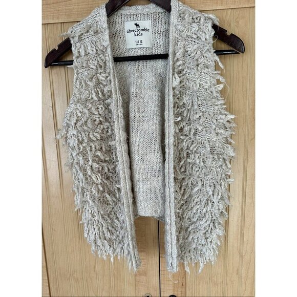 Abercrombie Kids Shaggy Fringe Open Front Sweater Vest Size 11 / 12 Boho Hippie - Picture 1 of 8